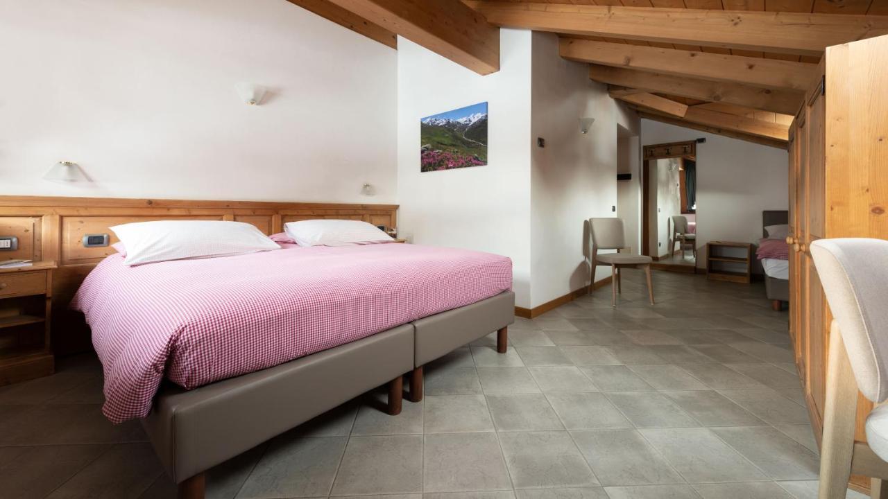 Hotel Compagnoni Santa Caterina di Valfurva Exterior foto